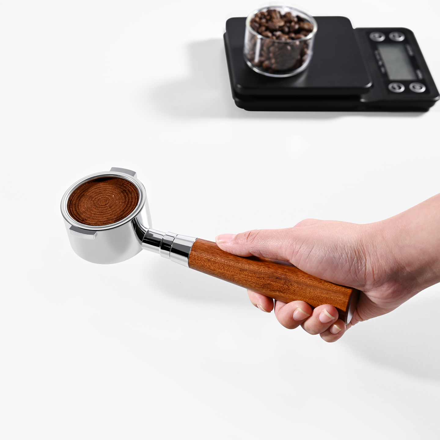 حامل فلتر قهوة بدون قاع 51 مم  - مراجعة Delonghi Espresso Ecp3420 وسعره