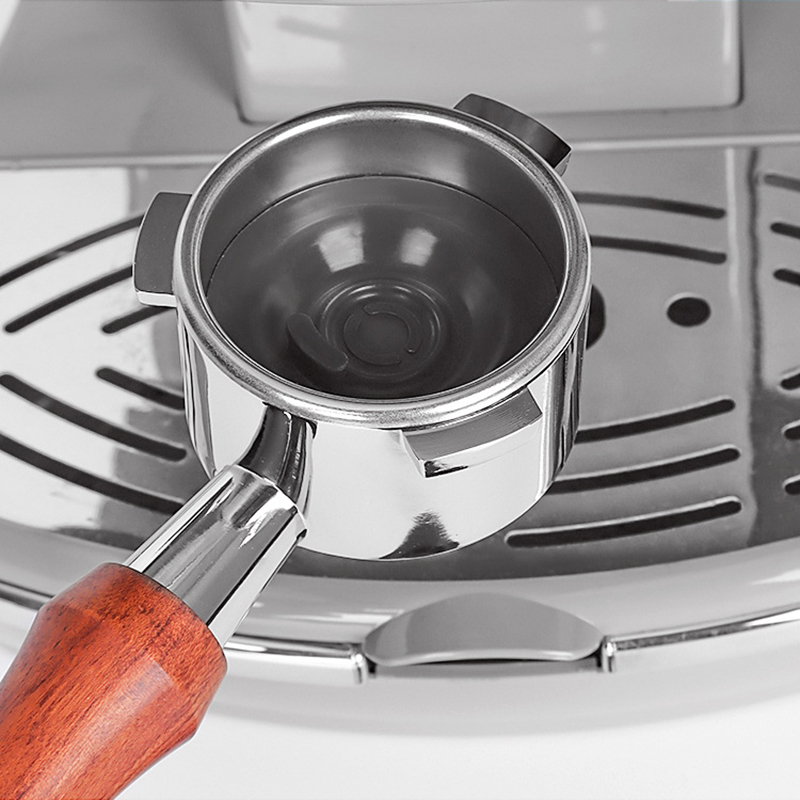 أعمى تصفية Backflush القرص الم - مراجعة Delonghi Espresso Magnifica وسعره